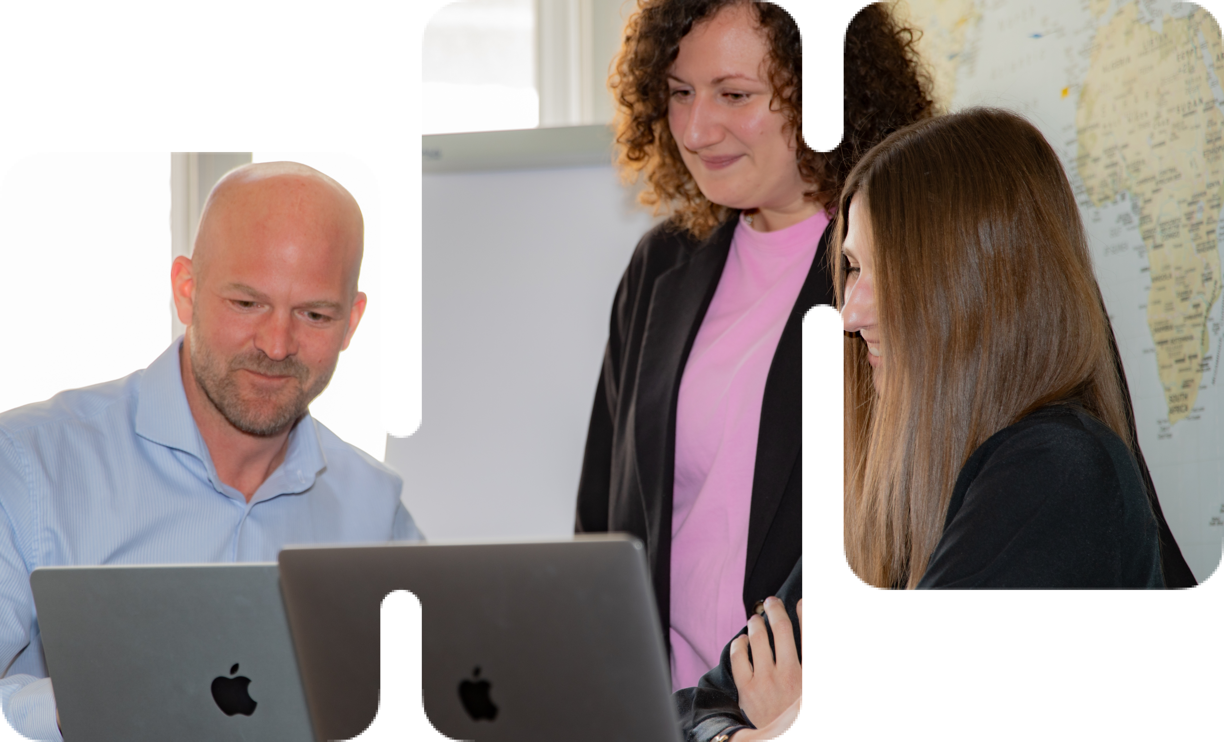 Improove Team bei einer Präsentation